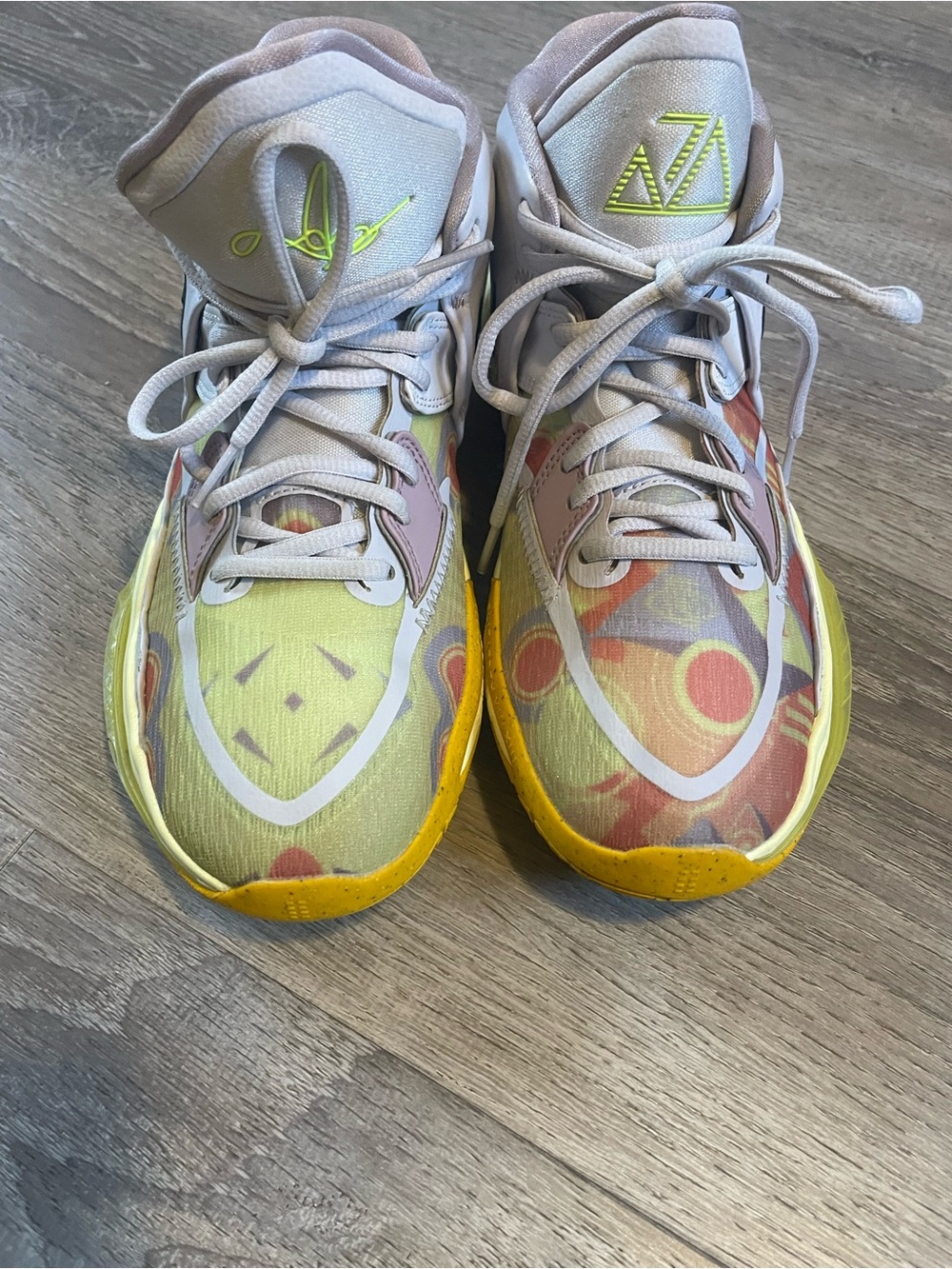 Nike Kyrie Infinity Pyramid Men's  M6.5 W8 new without box